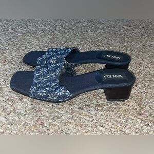 Van Eli Women's Blue denim block heel Slide Sandals size 8M